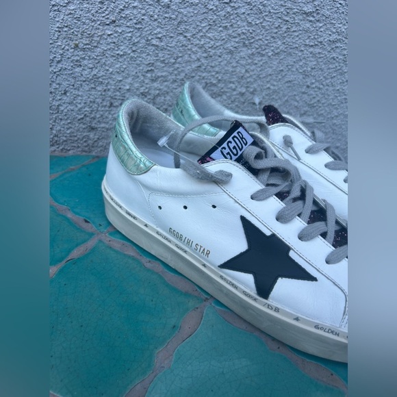 Golden Goose White Hi-Star sneakers with glittery insert and black star - Picture 10 of 16